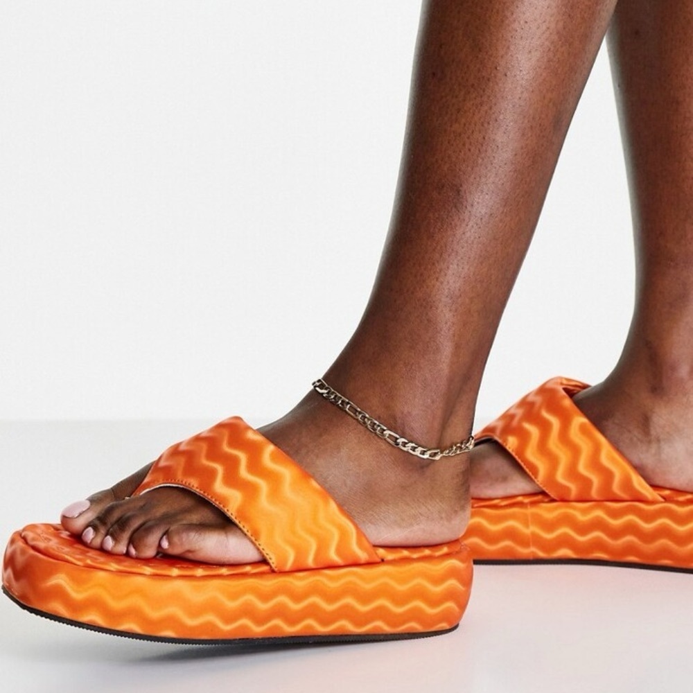 ASOS | Vibrant Flatform Orange Flip Flops - Picture 3 of 6